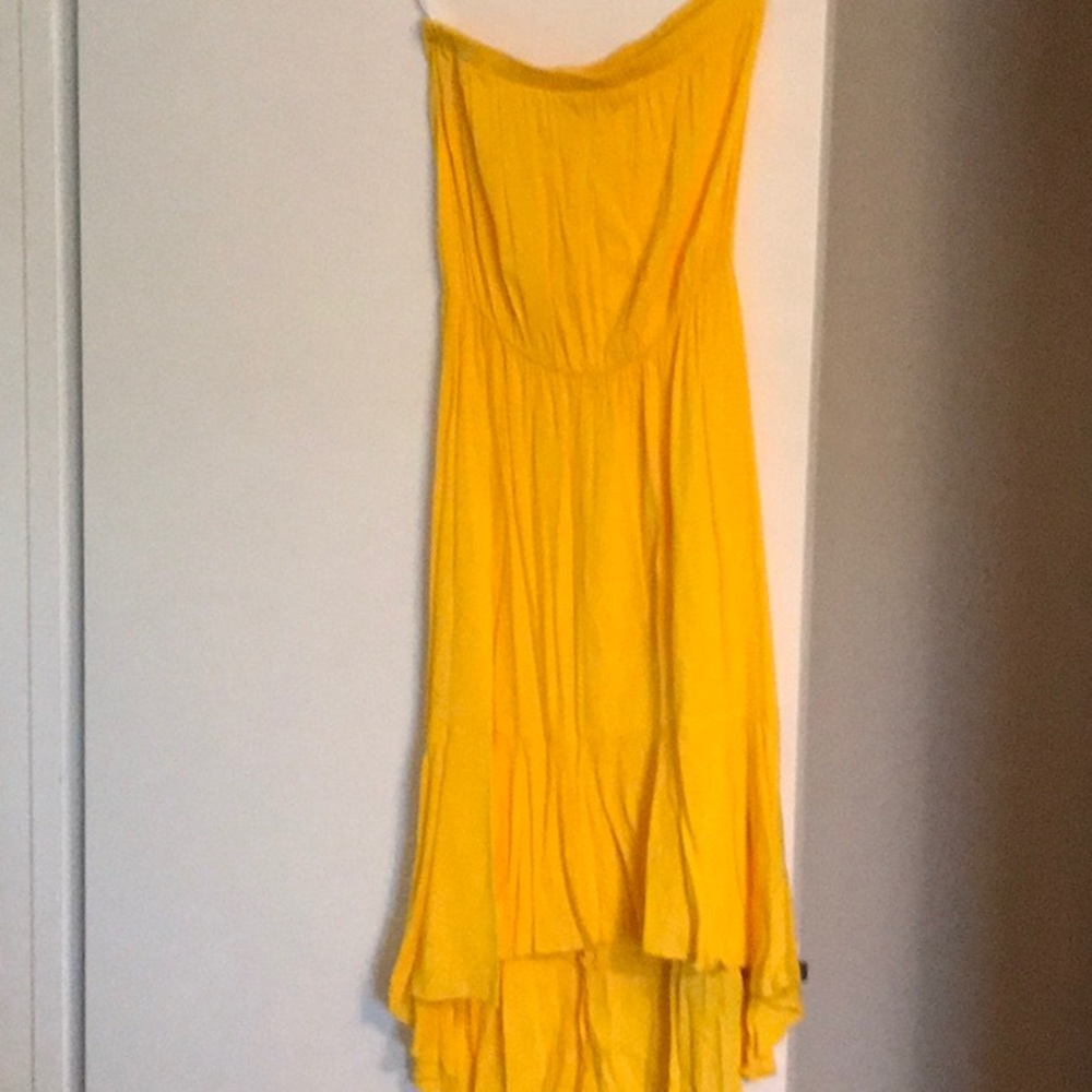 Fun yellow strapless dress